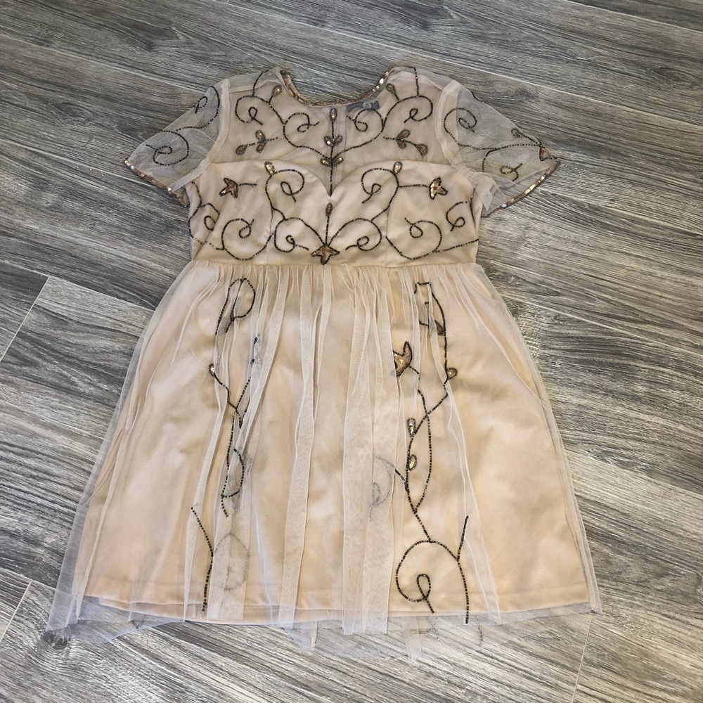 Boohoo dress